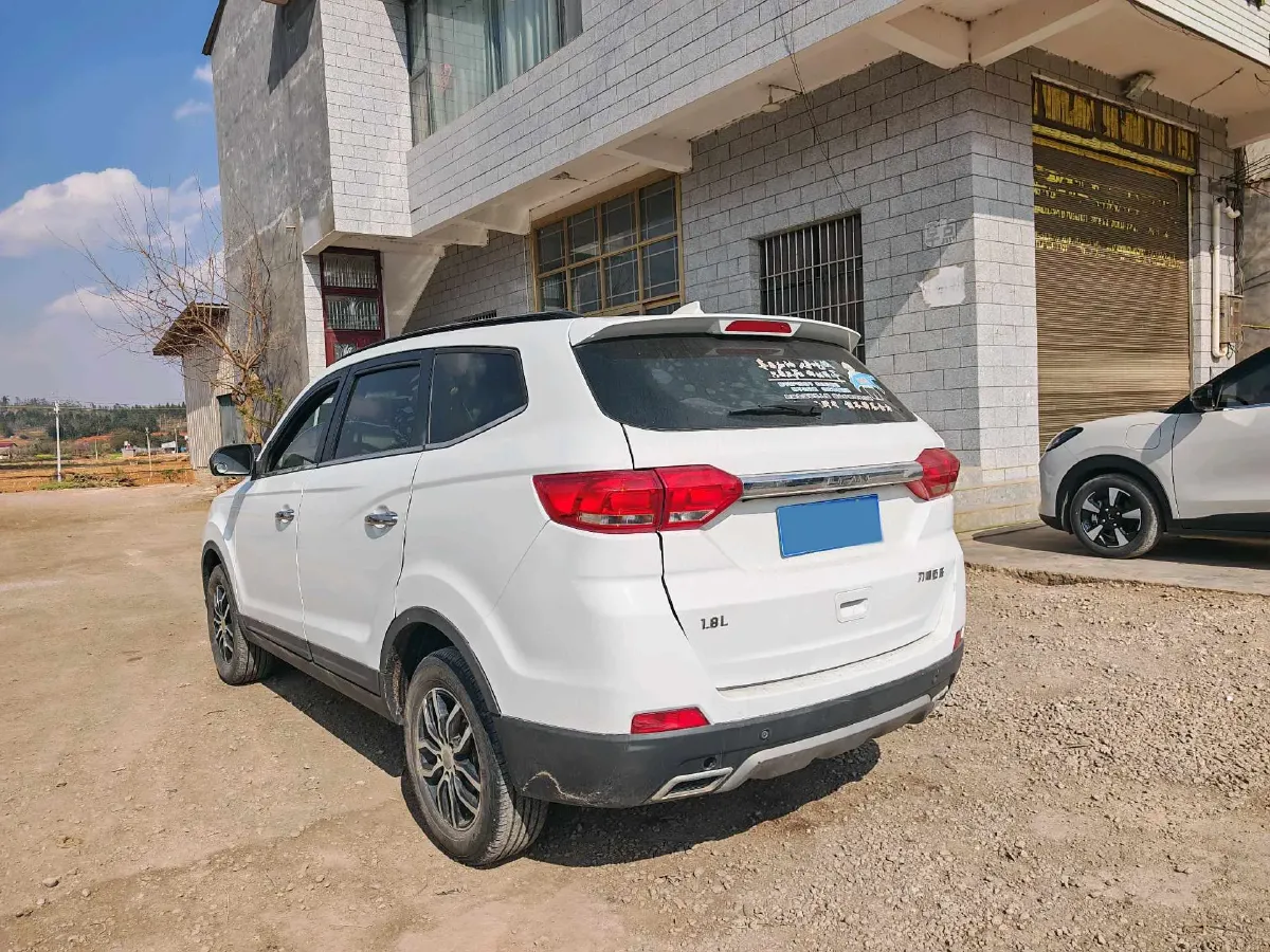 2017 JAC Refine S3 1.5L 113HP L4 6MT,autocango,china used car exporter,china ev exporter,chinese used car exporter,chinese used ev exporter