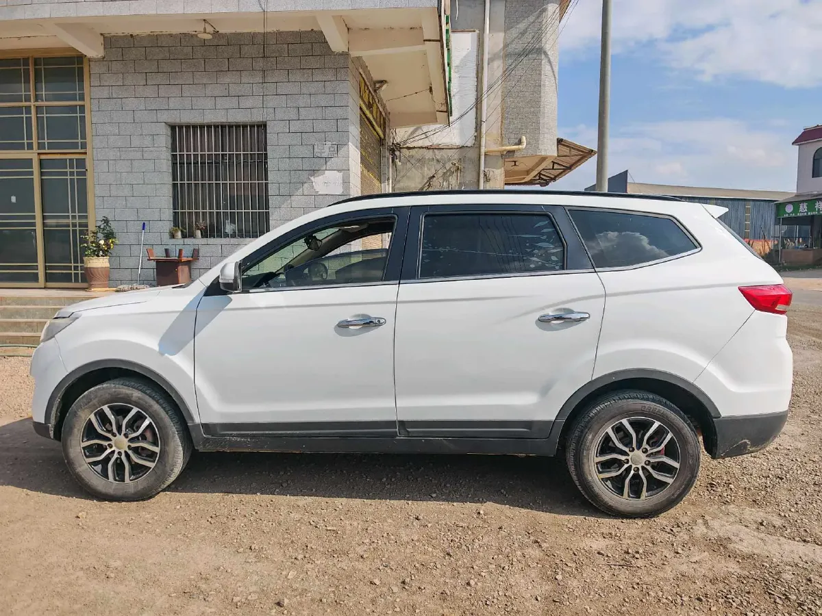 2017 JAC Refine S3 1.5L 113HP L4 6MT,autocango,china used car exporter,china ev exporter,chinese used car exporter,chinese used ev exporter