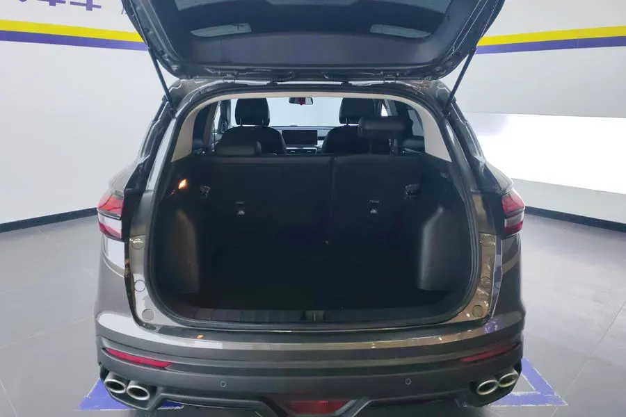 2023 Geely Coolray 1.5T 181HP L4 7DCT,autocango,china used car exporter,china ev exporter,chinese used car exporter,chinese used ev exporter