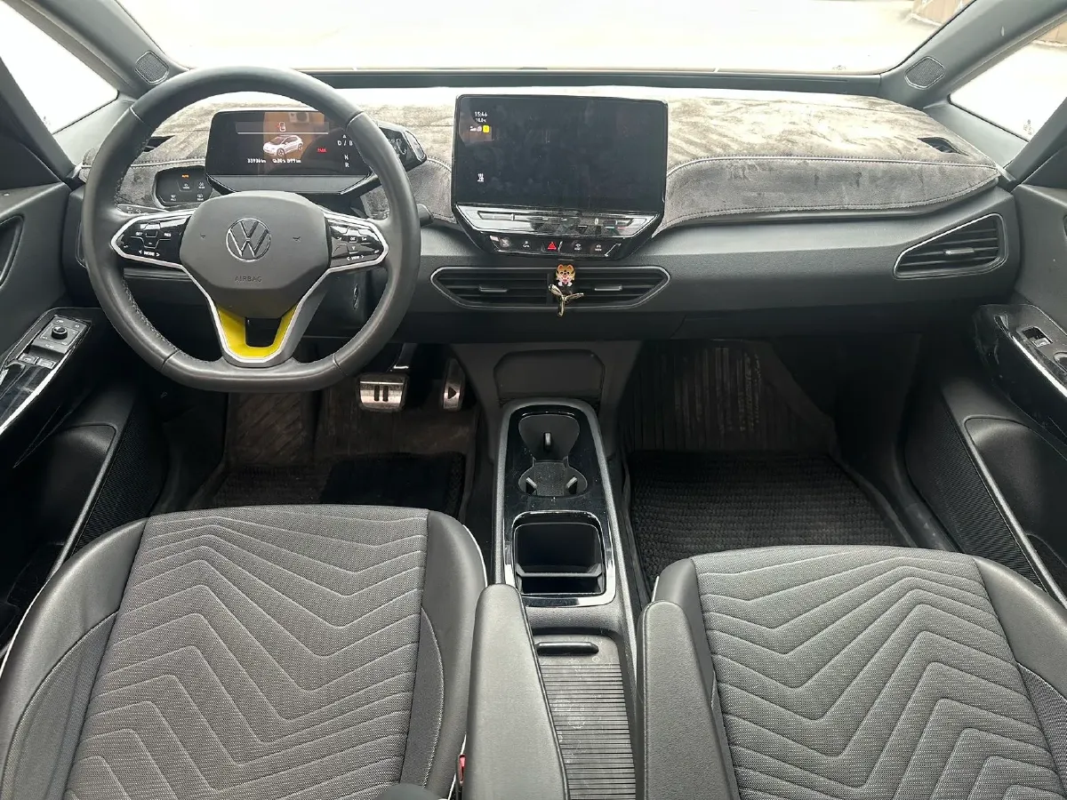 2024 Volkswagen ID.3 BEV 52.8KWH,autocango,china used car exporter,china ev exporter,chinese used car exporter,chinese used ev exporter