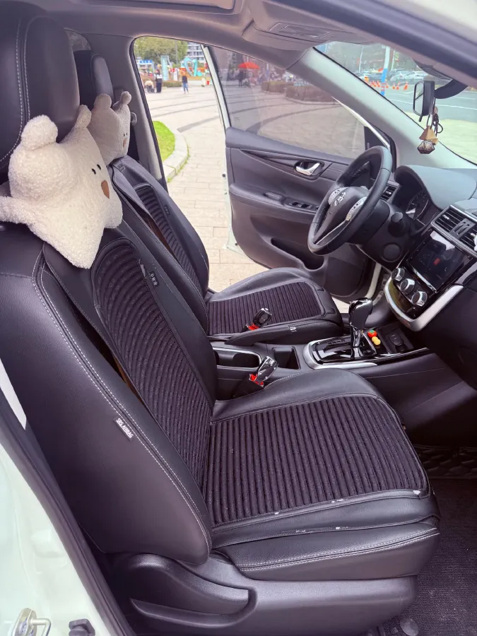 2020 Nissan Tiida 1.6L 126HP L4 CVT,autocango,china used car exporter,china ev exporter,chinese used car exporter,chinese used ev exporter