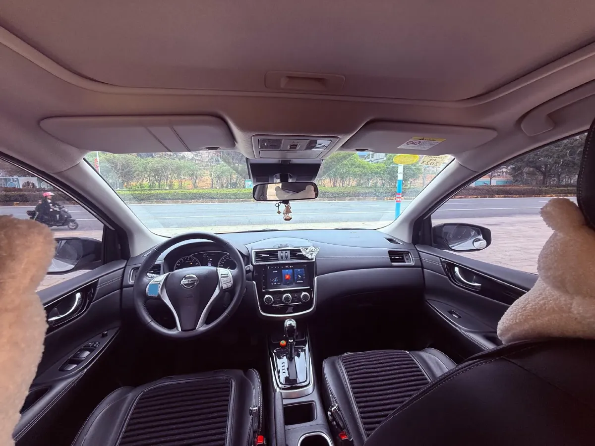 2020 Nissan Tiida 1.6L 126HP L4 CVT,autocango,china used car exporter,china ev exporter,chinese used car exporter,chinese used ev exporter