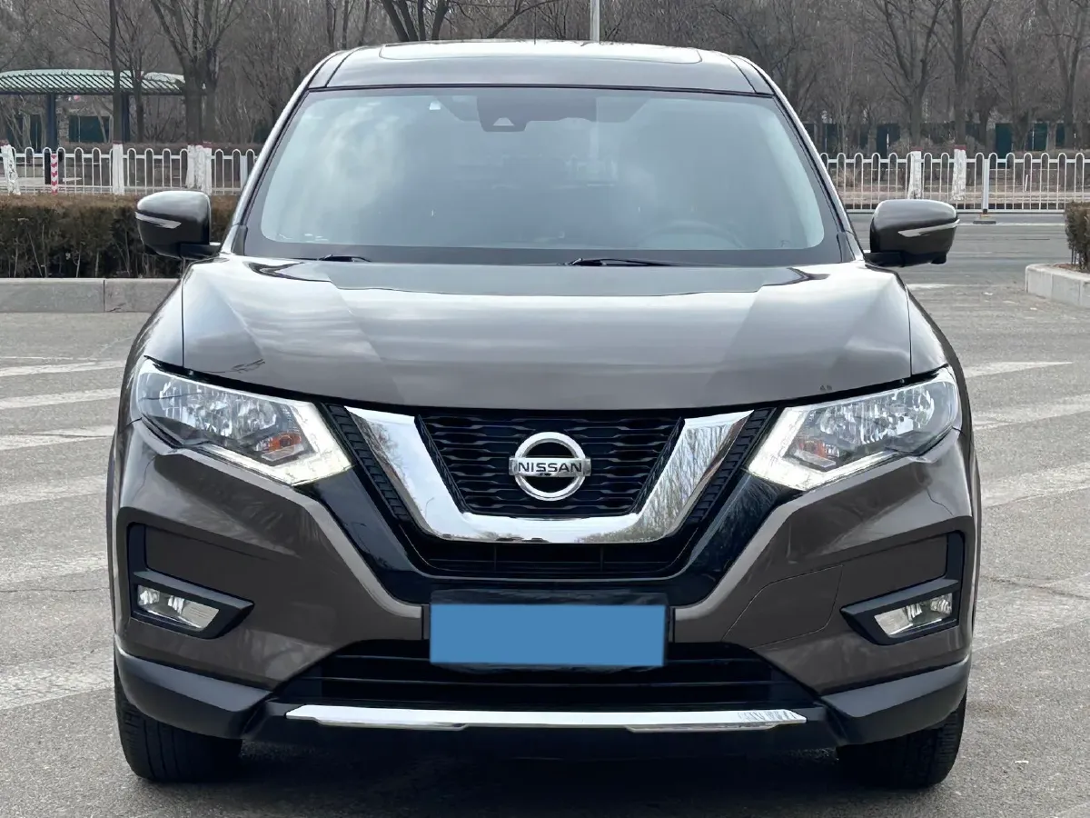 2020 Nissan X-Trail 2.0L 154HP L4 CVT,autocango,china used car exporter,china ev exporter,chinese used car exporter,chinese used ev exporter