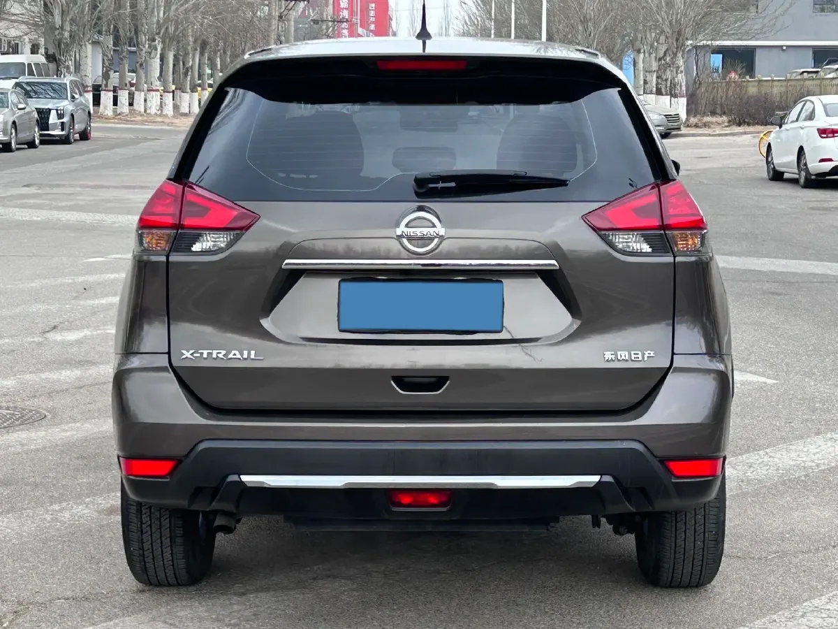 2020 Nissan X-Trail 2.0L 154HP L4 CVT,autocango,china used car exporter,china ev exporter,chinese used car exporter,chinese used ev exporter