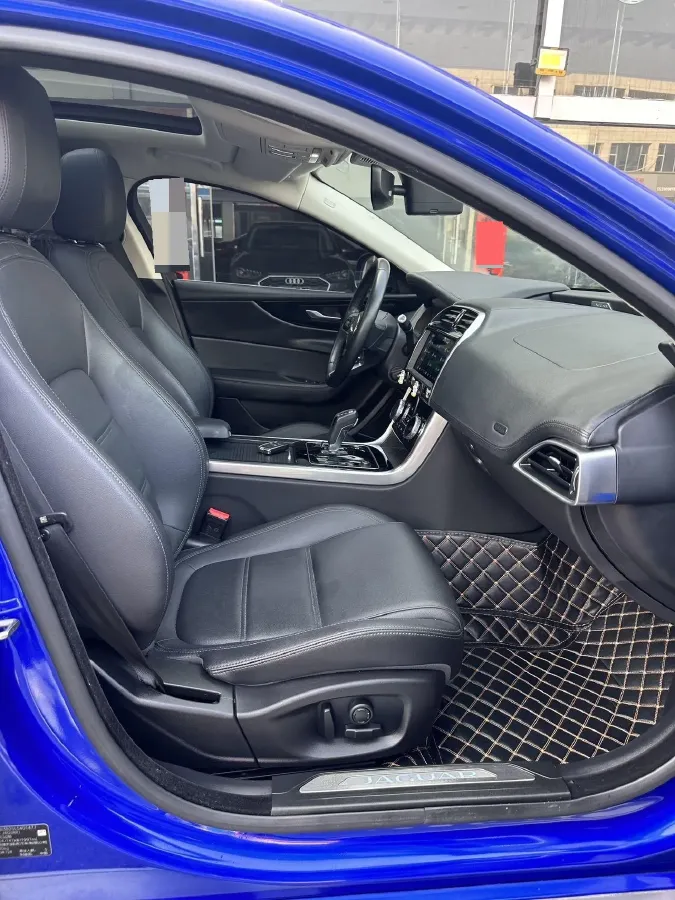 2020 Jaguar XEL 2.0T 200HP L4 8AT,autocango,china used car exporter,china ev exporter,chinese used car exporter,chinese used ev exporter