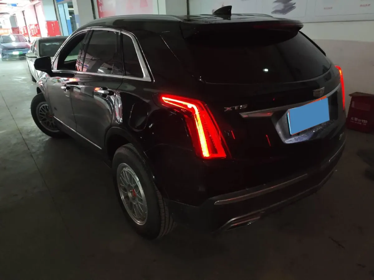 2022 Cadillac XT5 2.0T 237HP L4 9AT,autocango,china used car exporter,china ev exporter,chinese used car exporter,chinese used ev exporter