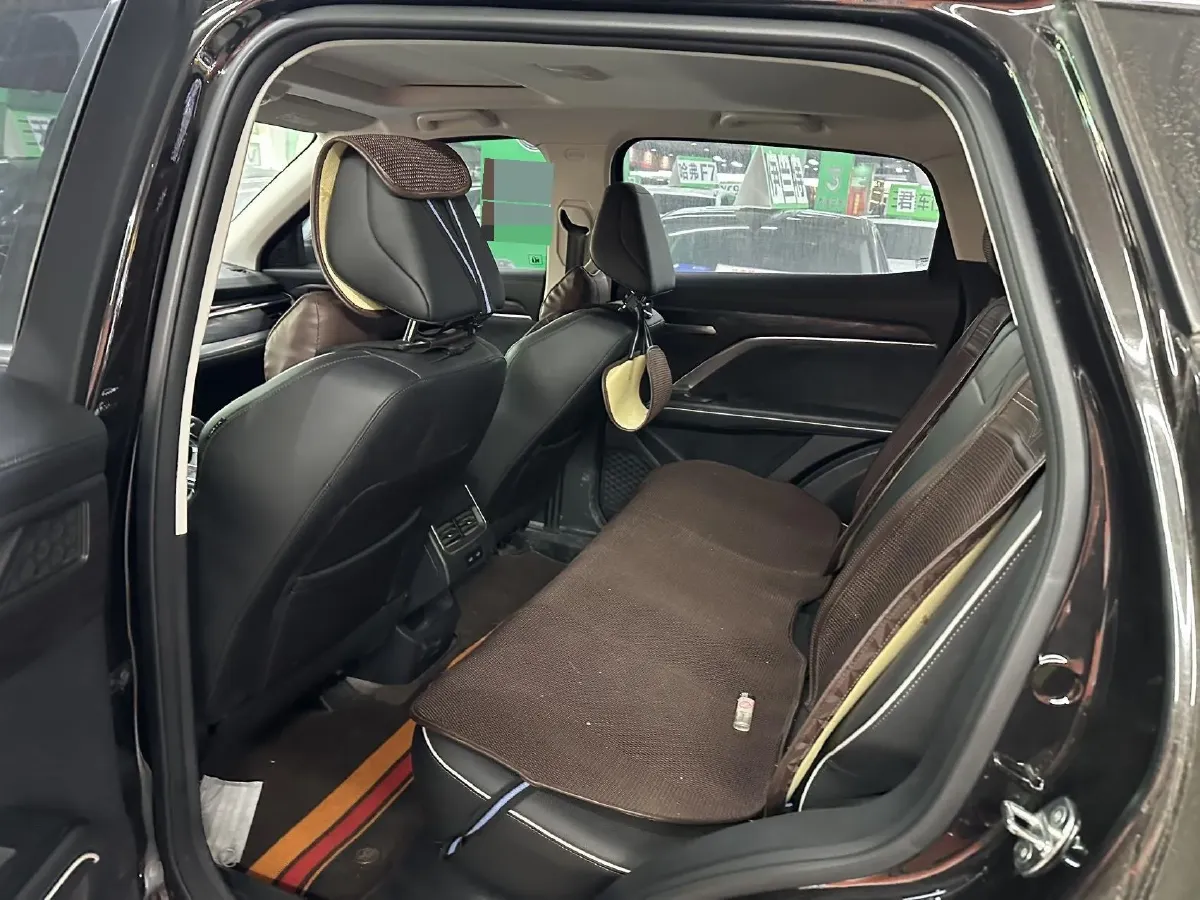 2021 Haval H6 1.5T 169HP L4 7DCT,autocango,china used car exporter,china ev exporter,chinese used car exporter,chinese used ev exporter