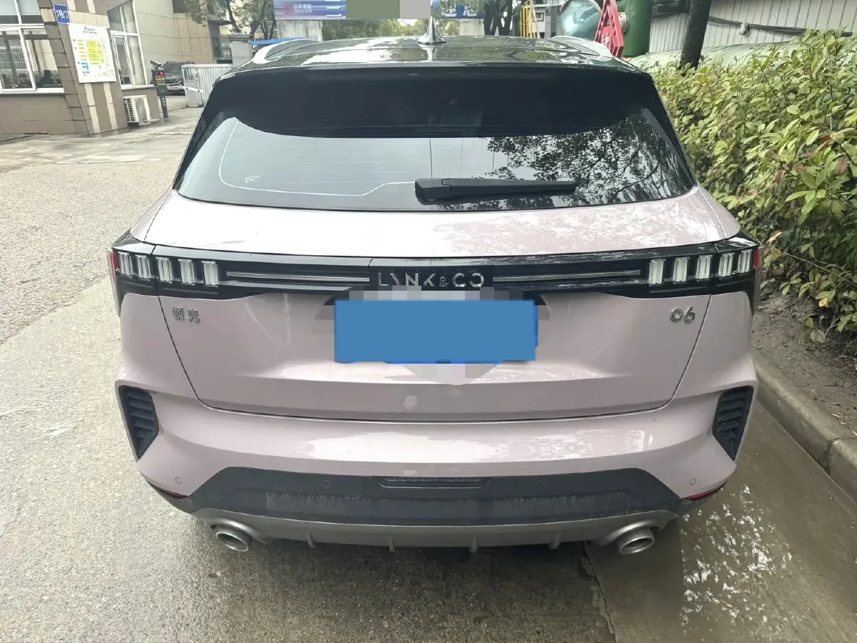 2023 LYNK&CO 06 1.5T 181HP L4 7DCT,autocango,china used car exporter,china ev exporter,chinese used car exporter,chinese used ev exporter