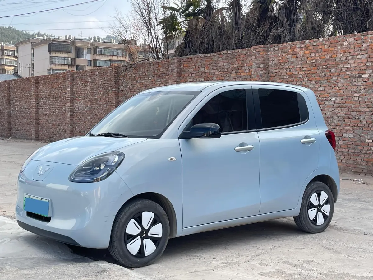 2025 WuLing HongGuang MINI EV BEV 16.2KWH,autocango,china used car exporter,china ev exporter,chinese used car exporter,chinese used ev exporter