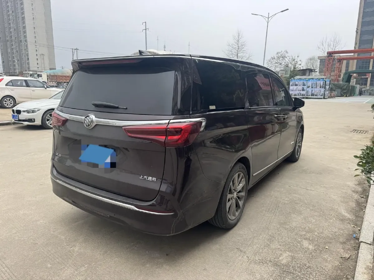 2022 Buick GL8 2.0T 237HP L4 9AT,autocango,china used car exporter,china ev exporter,chinese used car exporter,chinese used ev exporter