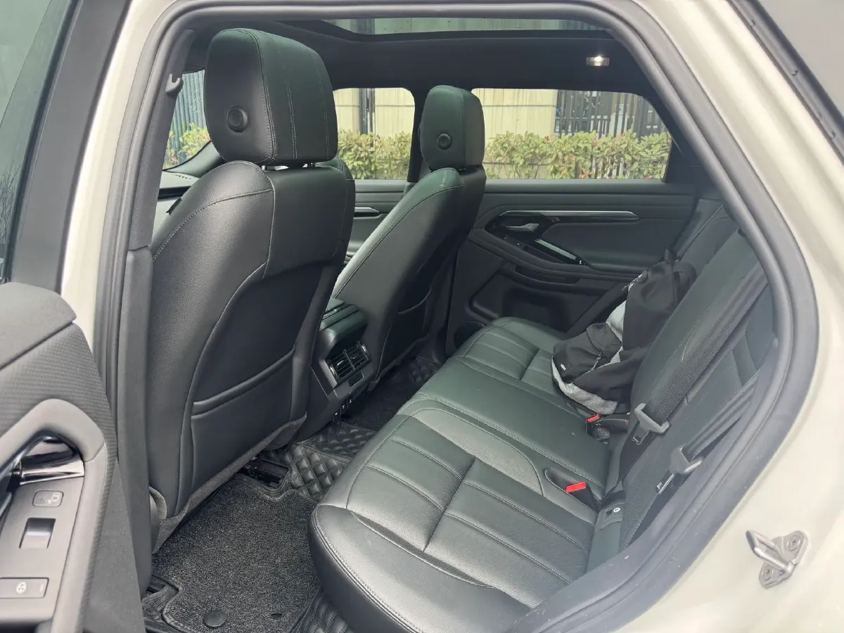 2020 Land Rover Range Rover Evoque 2.0T 249HP L4 9AT,autocango,china used car exporter,china ev exporter,chinese used car exporter,chinese used ev exporter