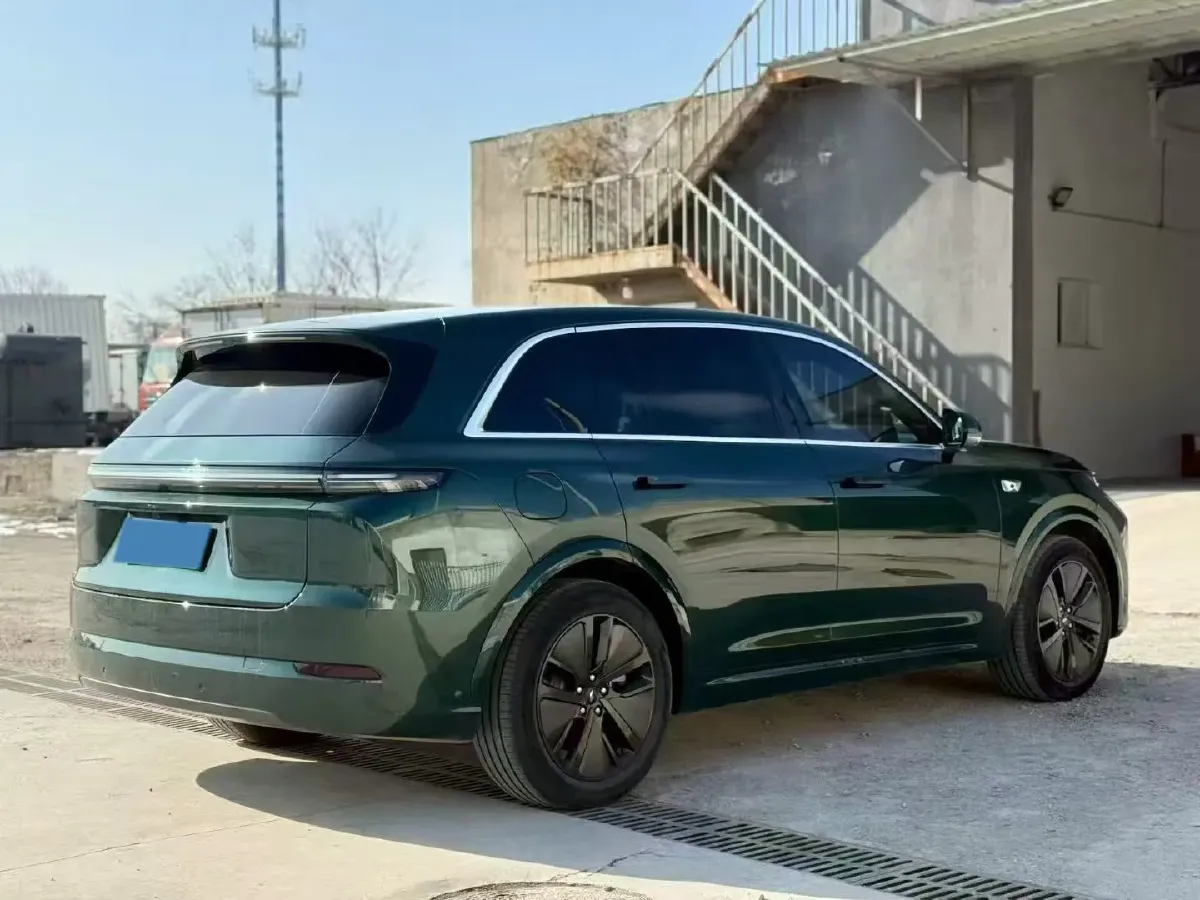 2024 Li L8 Range Extended 154HP REEV 42.8KWH,autocango,china used car exporter,china ev exporter,chinese used car exporter,chinese used ev exporter