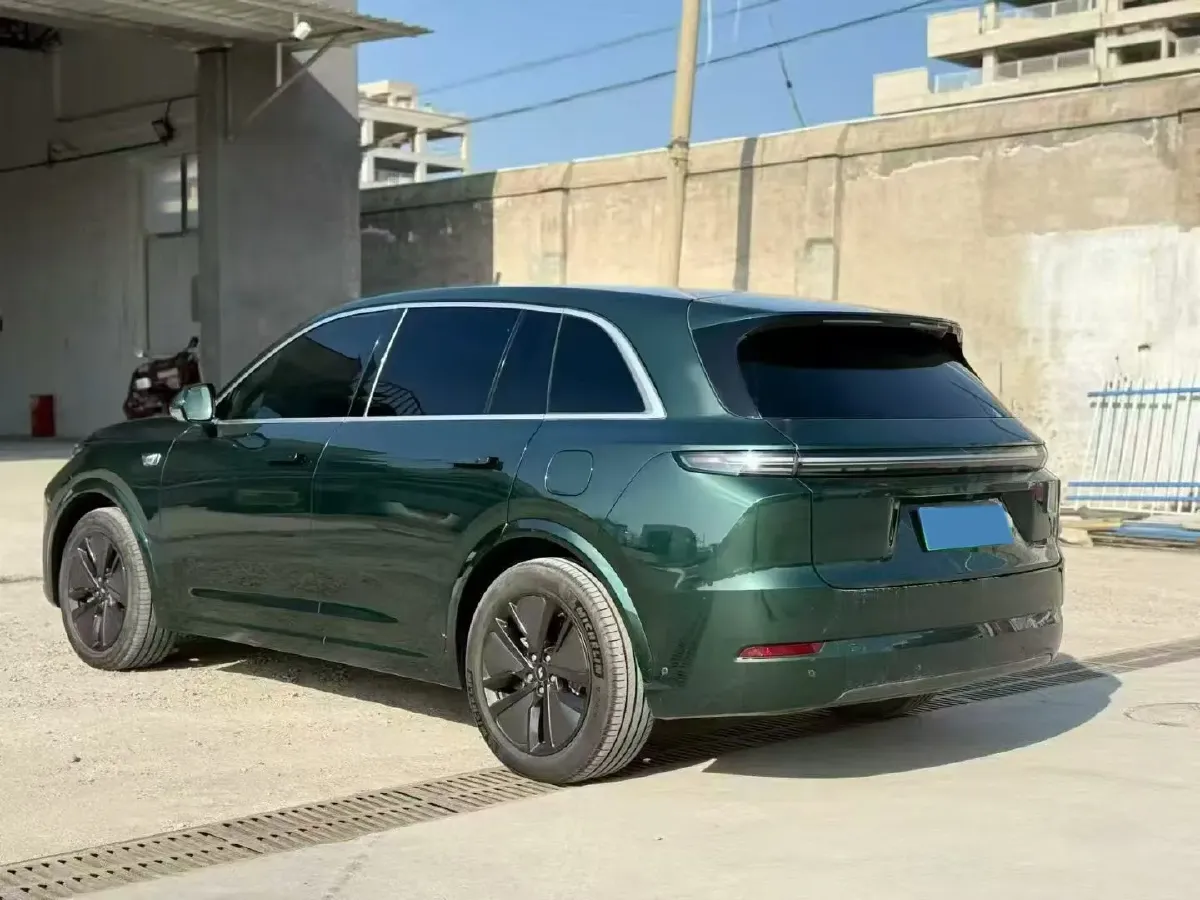 2024 Li L8 Range Extended 154HP REEV 42.8KWH,autocango,china used car exporter,china ev exporter,chinese used car exporter,chinese used ev exporter