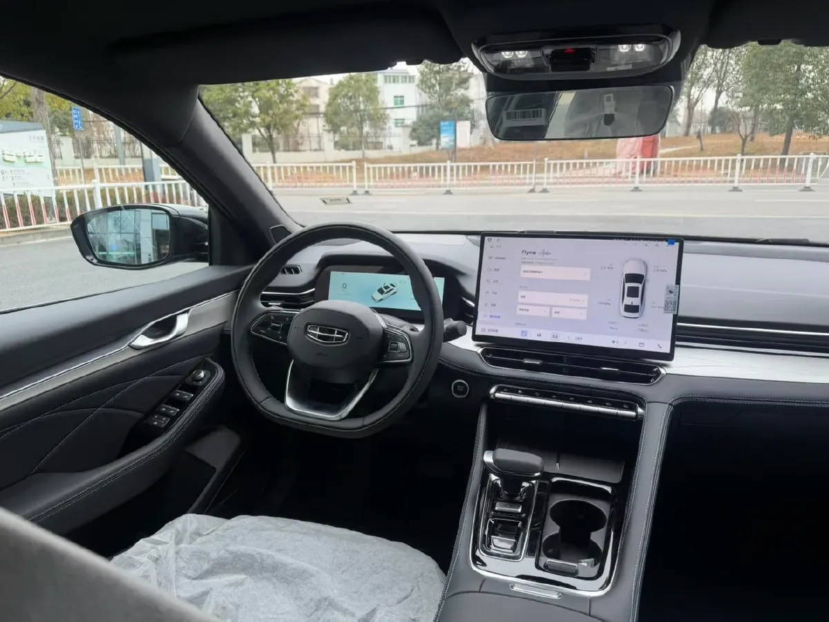 2025 Geely Preface 1.5T 181HP L4 7DCT,autocango,china used car exporter,china ev exporter,chinese used car exporter,chinese used ev exporter