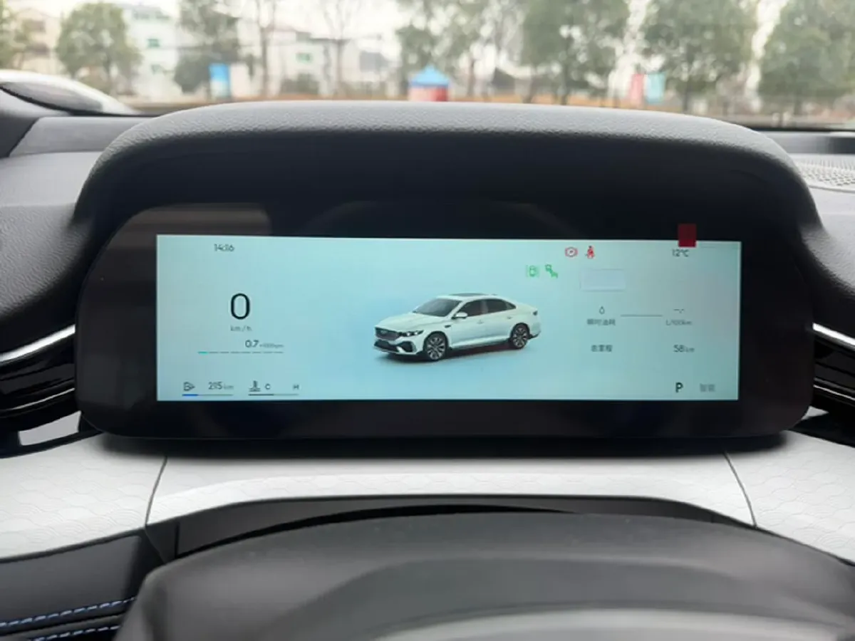 2025 Geely Preface 1.5T 181HP L4 7DCT,autocango,china used car exporter,china ev exporter,chinese used car exporter,chinese used ev exporter