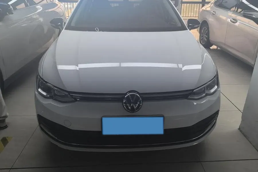 2023 Volkswagen Golf 1.4T 150HP L4 7DCT,autocango,china used car exporter,china ev exporter,chinese used car exporter,chinese used ev exporter