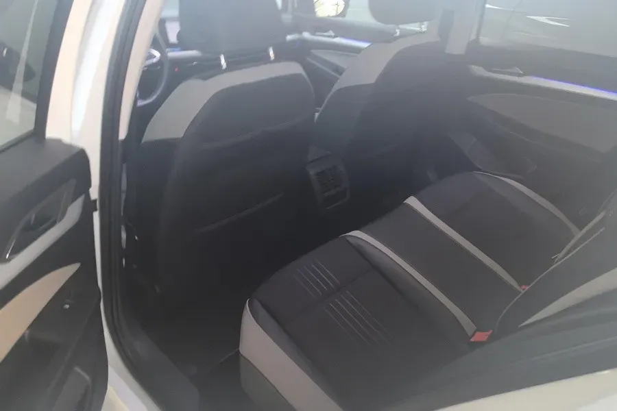 2023 Volkswagen Golf 1.4T 150HP L4 7DCT,autocango,china used car exporter,china ev exporter,chinese used car exporter,chinese used ev exporter