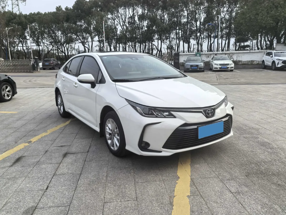 2022 Toyota Corolla 1.2T 116HP L4 CVT,autocango,china used car exporter,china ev exporter,chinese used car exporter,chinese used ev exporter