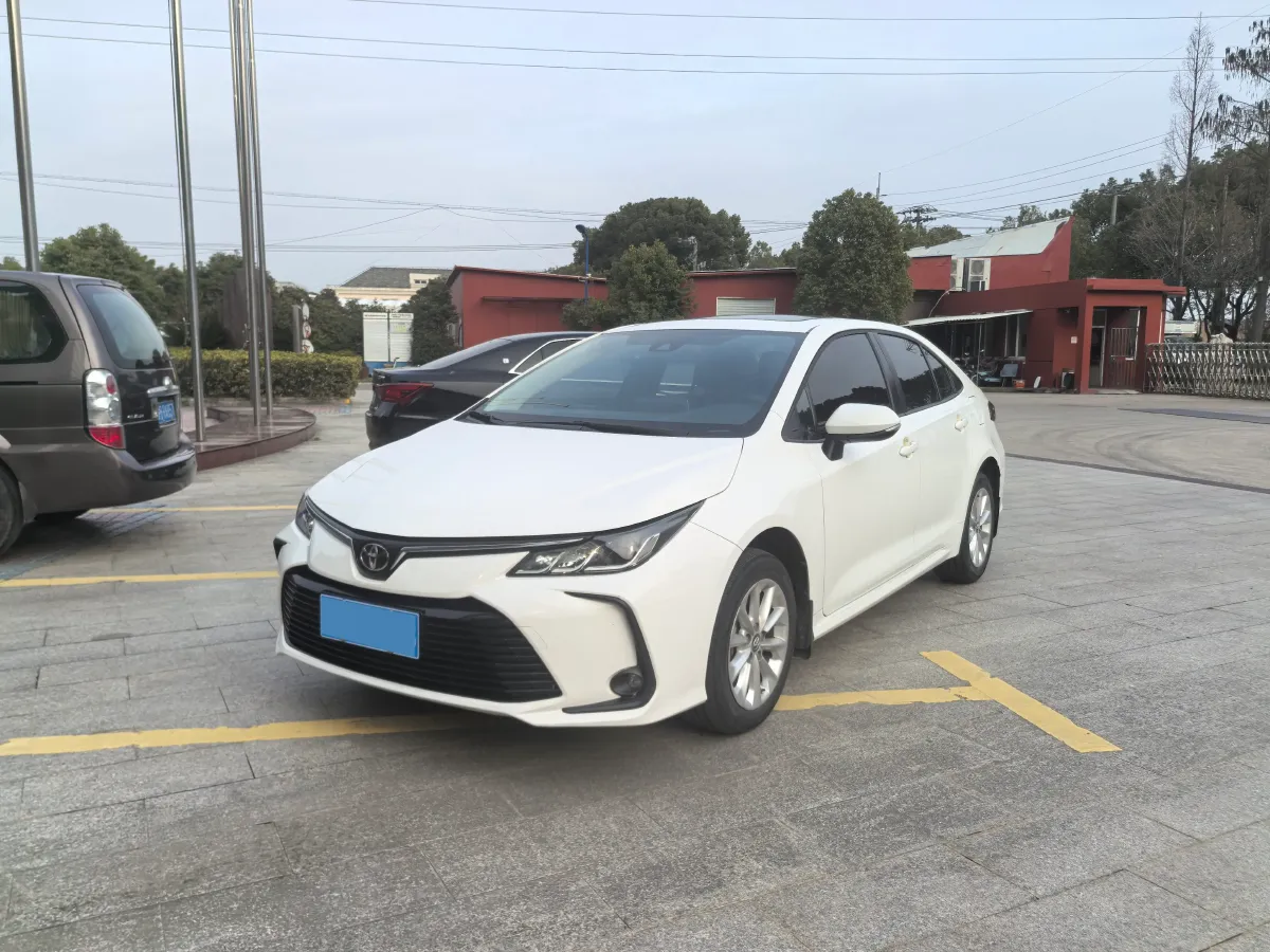 2022 Toyota Corolla 1.2T 116HP L4 CVT,autocango,china used car exporter,china ev exporter,chinese used car exporter,chinese used ev exporter