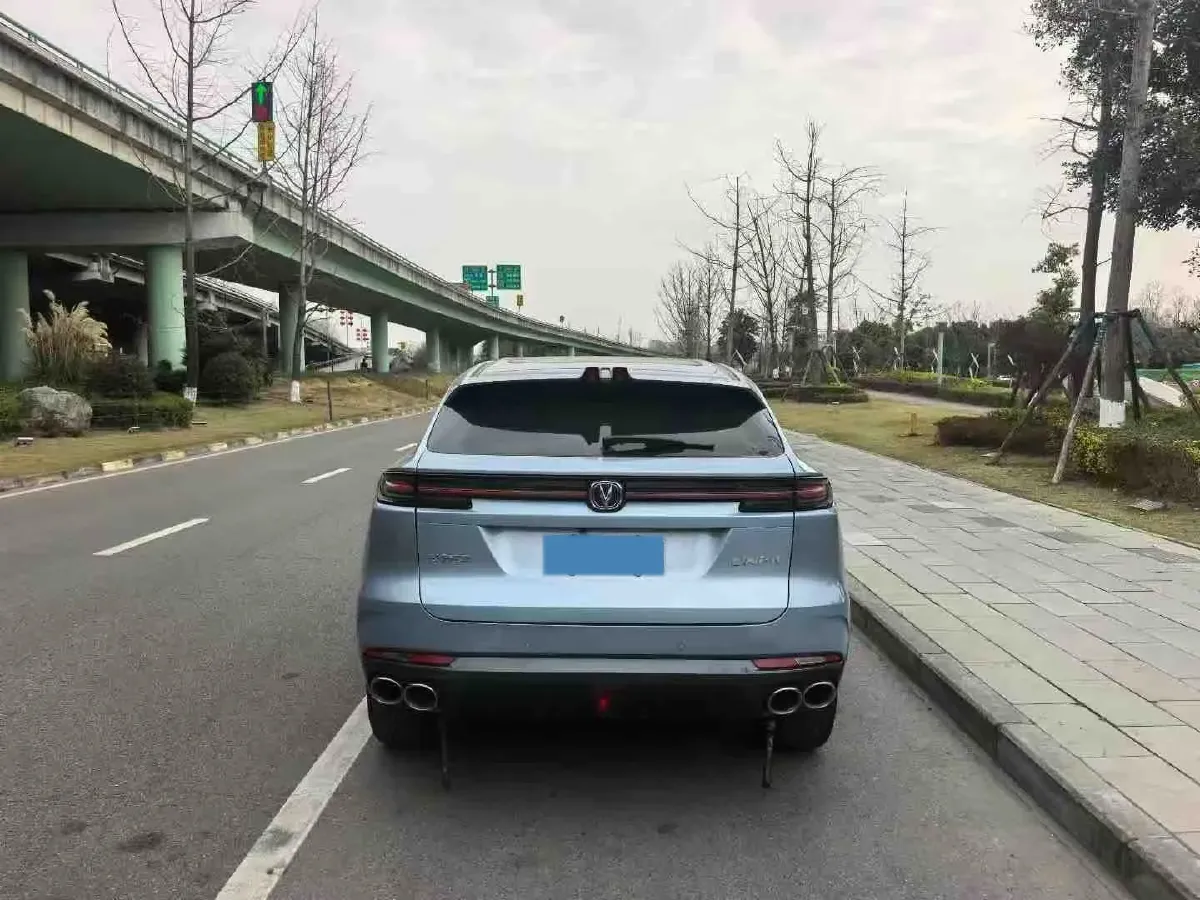 2021 ChangAn UNI-K 2.0T 233HP L4 8AT,autocango,china used car exporter,china ev exporter,chinese used car exporter,chinese used ev exporter