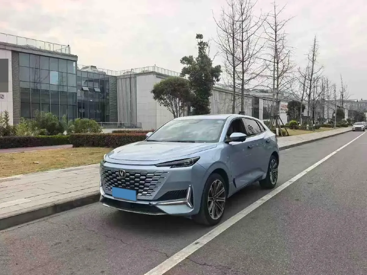 2021 ChangAn UNI-K 2.0T 233HP L4 8AT,autocango,china used car exporter,china ev exporter,chinese used car exporter,chinese used ev exporter