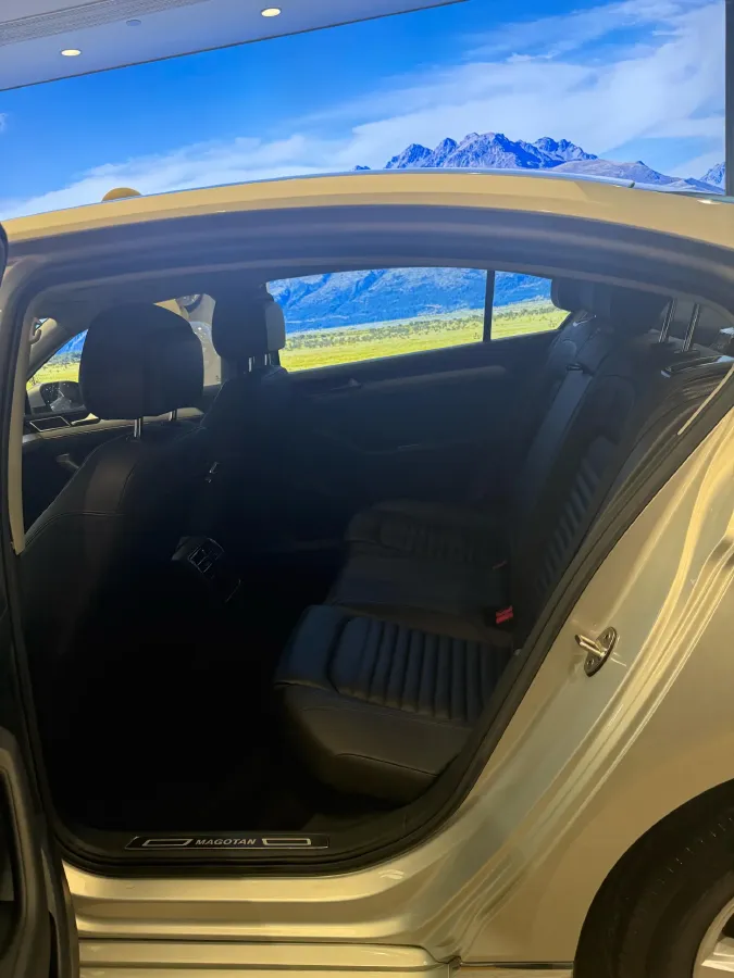 2019 Chevrolet Malibu XL 2.0T 241HP L4 9AT,autocango,china used car exporter,china ev exporter,chinese used car exporter,chinese used ev exporter