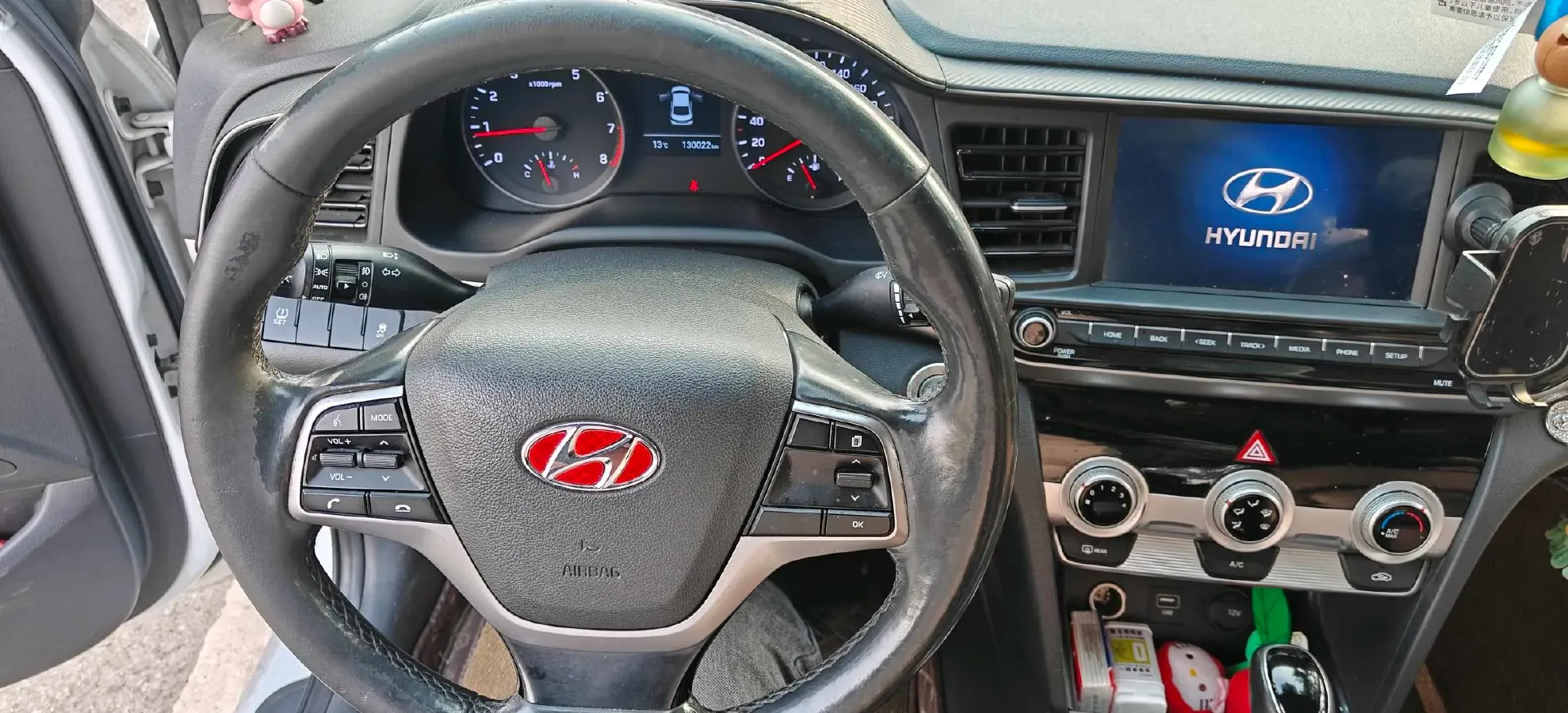 2019 Hyundai Elantra 1.5L 115HP L4 CVT,autocango,china used car exporter,china ev exporter,chinese used car exporter,chinese used ev exporter