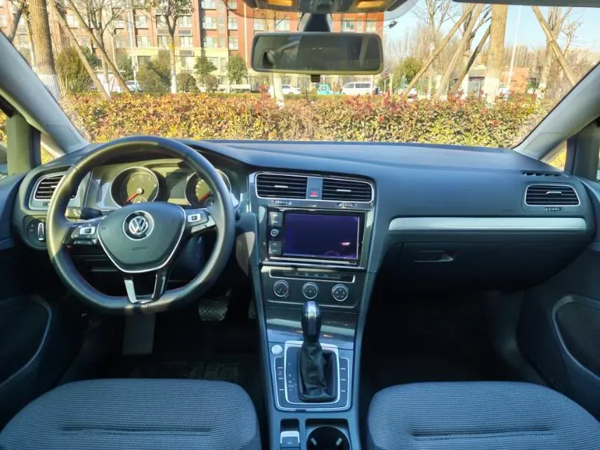 2019 Brilliance Auto V7 1.8T 231HP L4 7DCT,autocango,china used car exporter,china ev exporter,chinese used car exporter,chinese used ev exporter