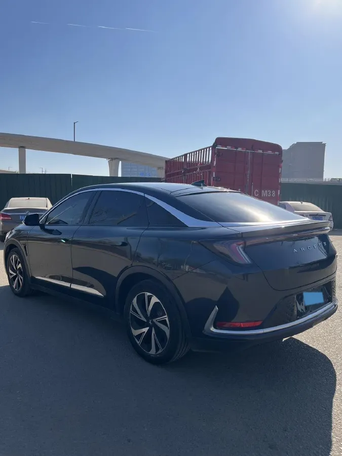 2022 ARCFOX αS BEV 65.6KWH,autocango,china used car exporter,china ev exporter,chinese used car exporter,chinese used ev exporter