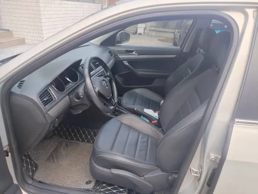 2017 Volkswagen Lavida 1.4T 131HP L4 7DCT,autocango,china used car exporter,china ev exporter,chinese used car exporter,chinese used ev exporter