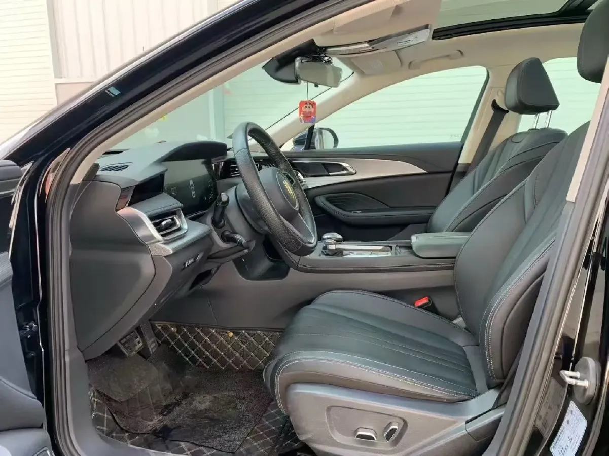 2024 HongQi H5 1.5T 169HP L4 7DCT,autocango,china used car exporter,china ev exporter,chinese used car exporter,chinese used ev exporter