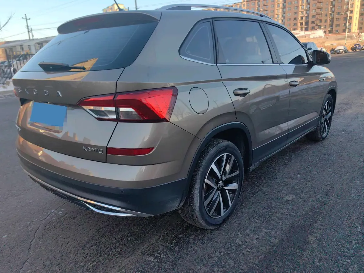 2021 Skoda Kamiq 1.5L 112HP L4 6AT,autocango,china used car exporter,china ev exporter,chinese used car exporter,chinese used ev exporter