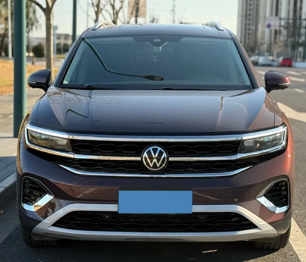 2021 Volkswagen Talagon 2.0T 220HP L4 7DCT,autocango,china used car exporter,china ev exporter,chinese used car exporter,chinese used ev exporter
