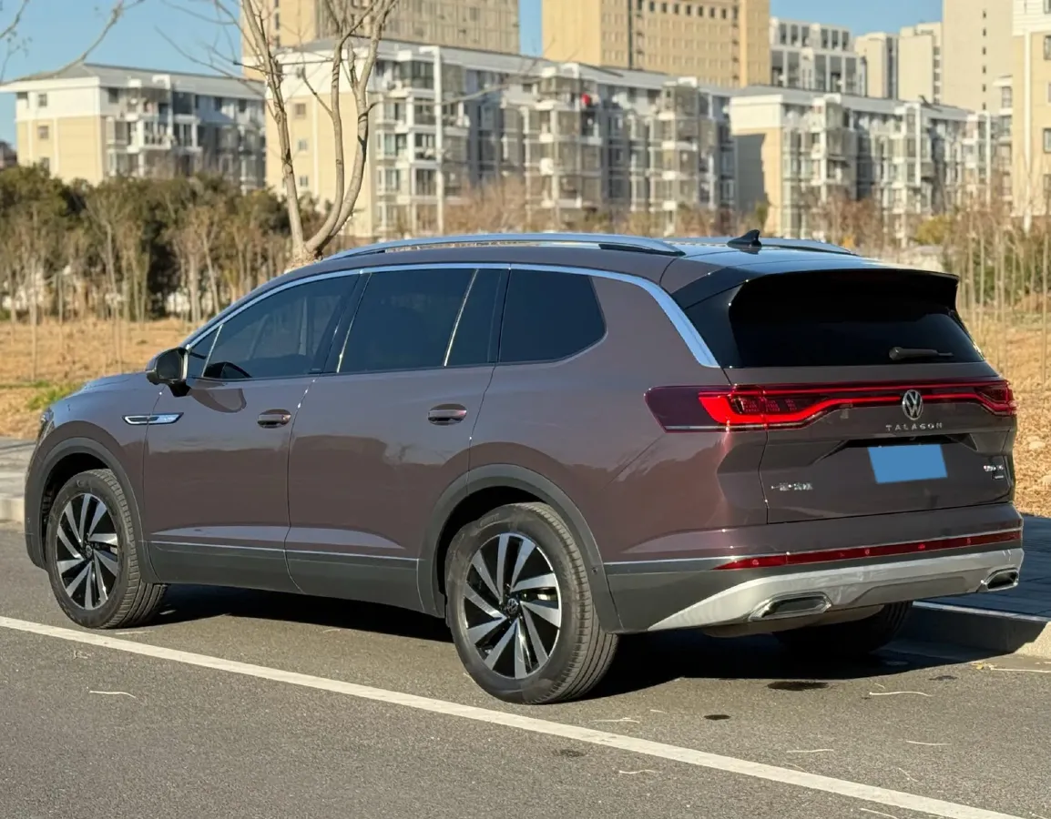 2021 Volkswagen Talagon 2.0T 220HP L4 7DCT,autocango,china used car exporter,china ev exporter,chinese used car exporter,chinese used ev exporter