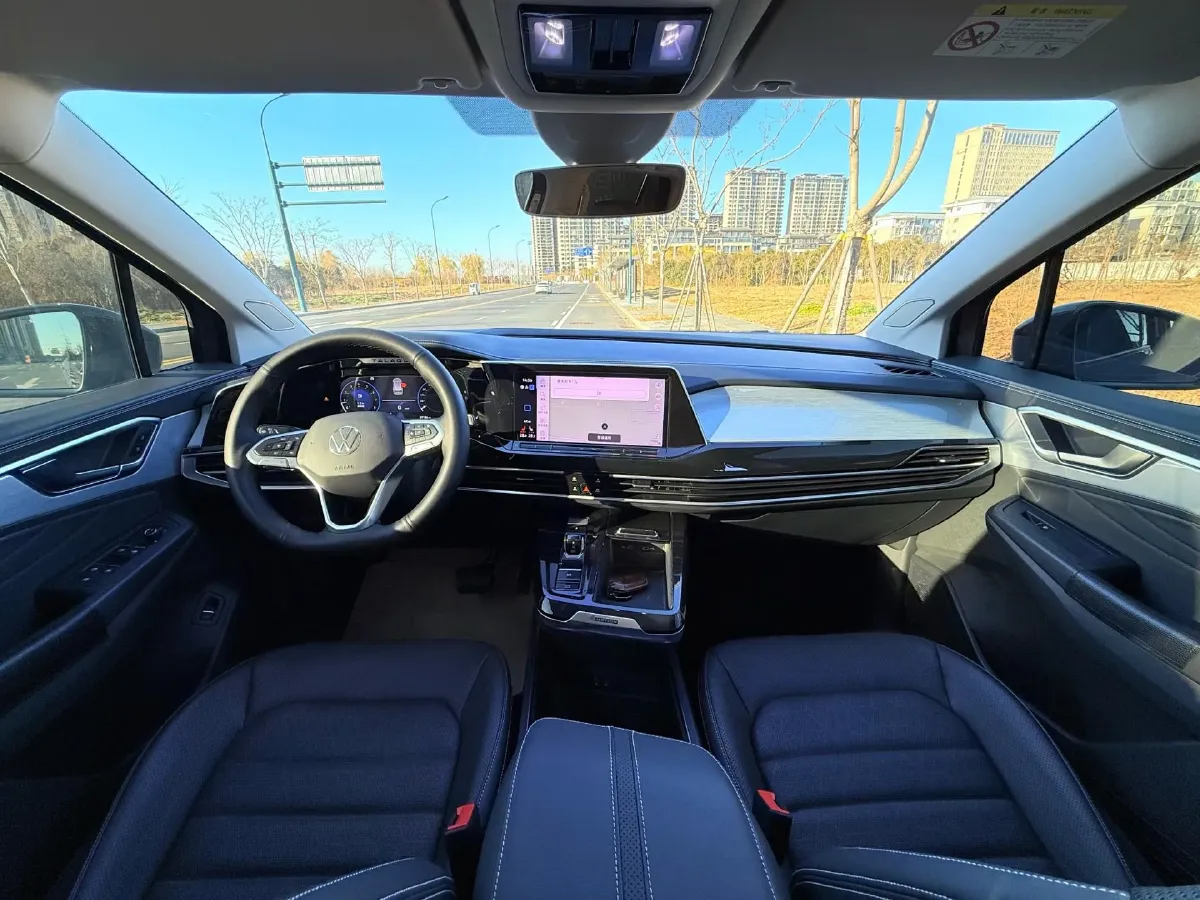 2021 Volkswagen Talagon 2.0T 220HP L4 7DCT,autocango,china used car exporter,china ev exporter,chinese used car exporter,chinese used ev exporter