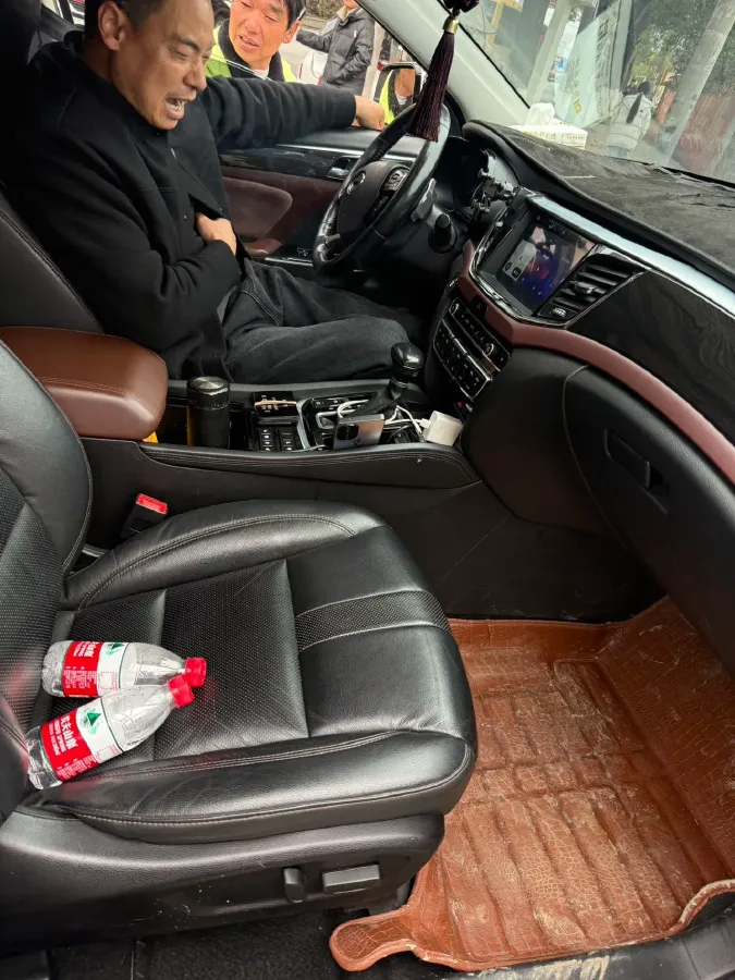 2017 GAC Trumpchi GS8 2.0T 201HP L4 6AT,autocango,china used car exporter,china ev exporter,chinese used car exporter,chinese used ev exporter