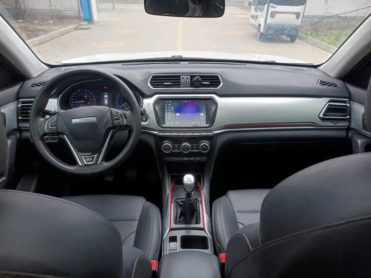 2018 Haval H2 1.5T 150HP L4 6MT,autocango,china used car exporter,china ev exporter,chinese used car exporter,chinese used ev exporter