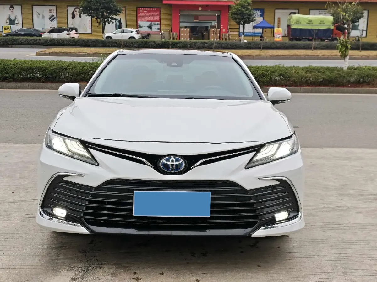 2023 Toyota Camry 2.5L 178HP L4 E-CVT Hybrid,autocango,china used car exporter,china ev exporter,chinese used car exporter,chinese used ev exporter