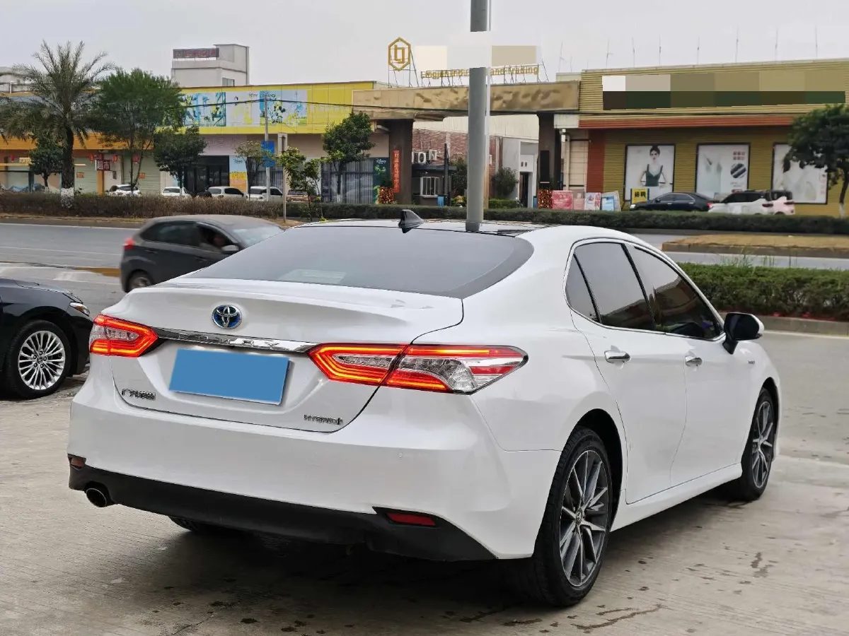 2023 Toyota Camry 2.5L 178HP L4 E-CVT Hybrid,autocango,china used car exporter,china ev exporter,chinese used car exporter,chinese used ev exporter
