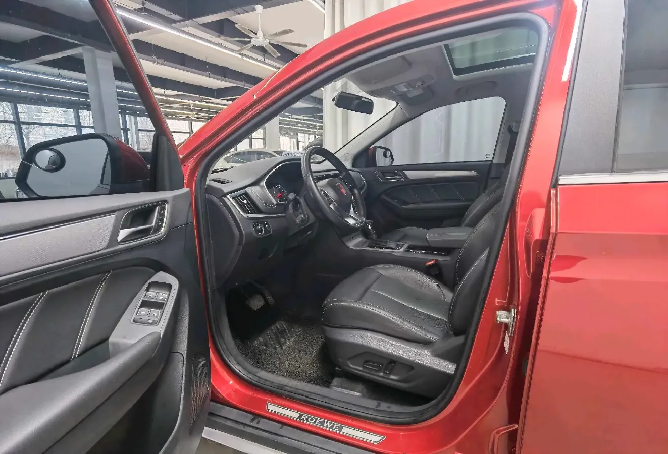 2019 Roewe i6 1.5T 169HP L4 7DCT,autocango,china used car exporter,china ev exporter,chinese used car exporter,chinese used ev exporter