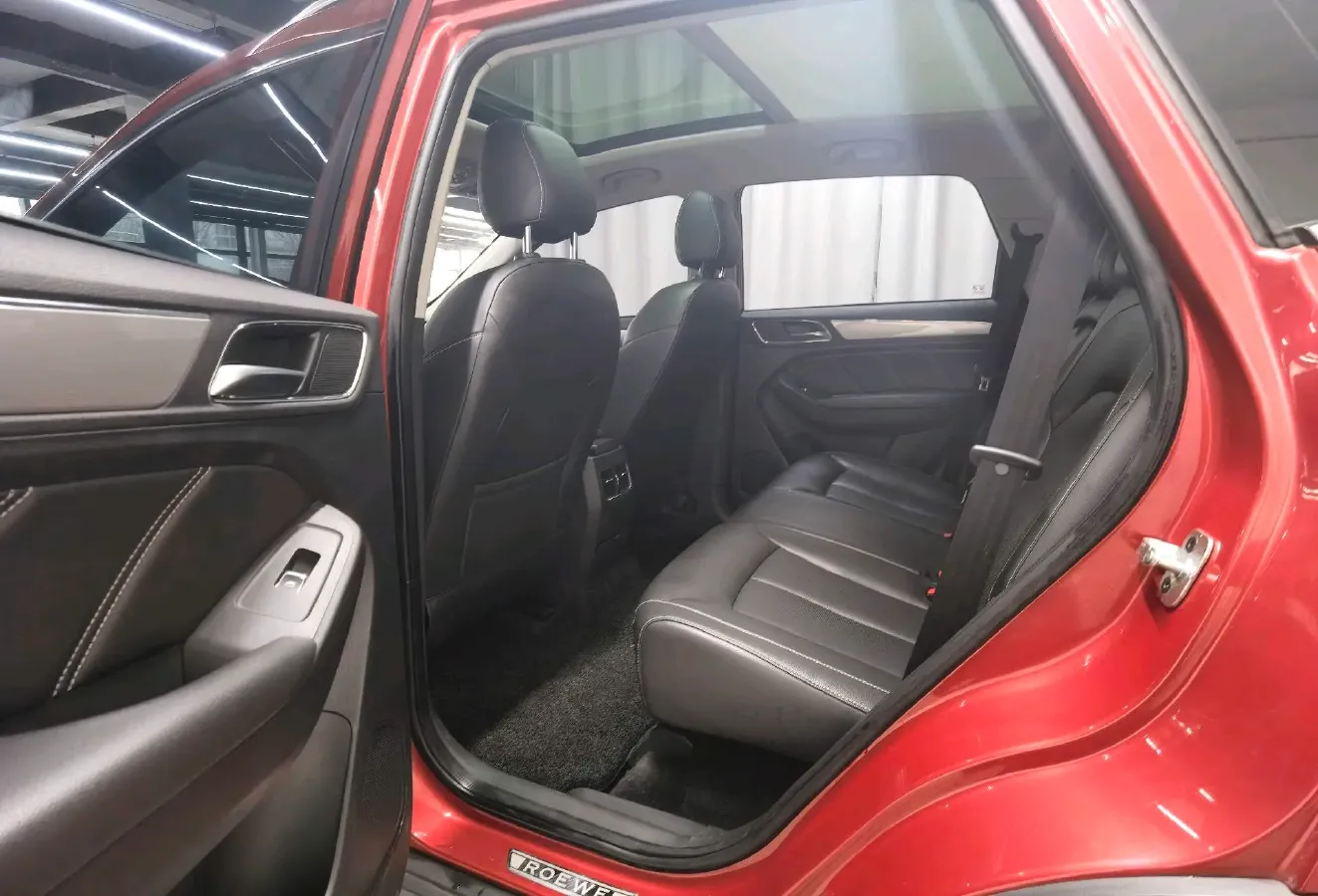 2019 Roewe i6 1.5T 169HP L4 7DCT,autocango,china used car exporter,china ev exporter,chinese used car exporter,chinese used ev exporter