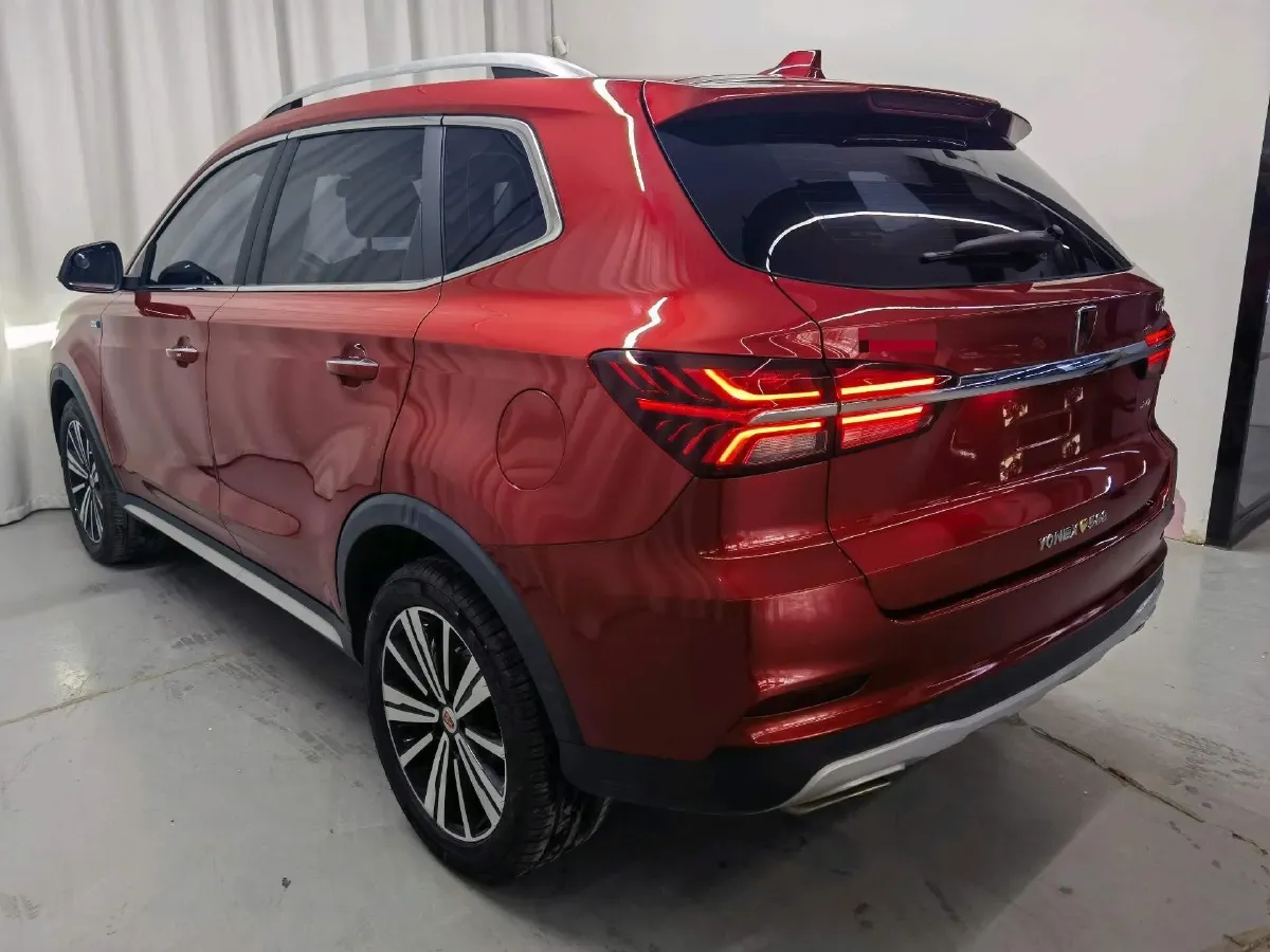 2019 Roewe i6 1.5T 169HP L4 7DCT,autocango,china used car exporter,china ev exporter,chinese used car exporter,chinese used ev exporter