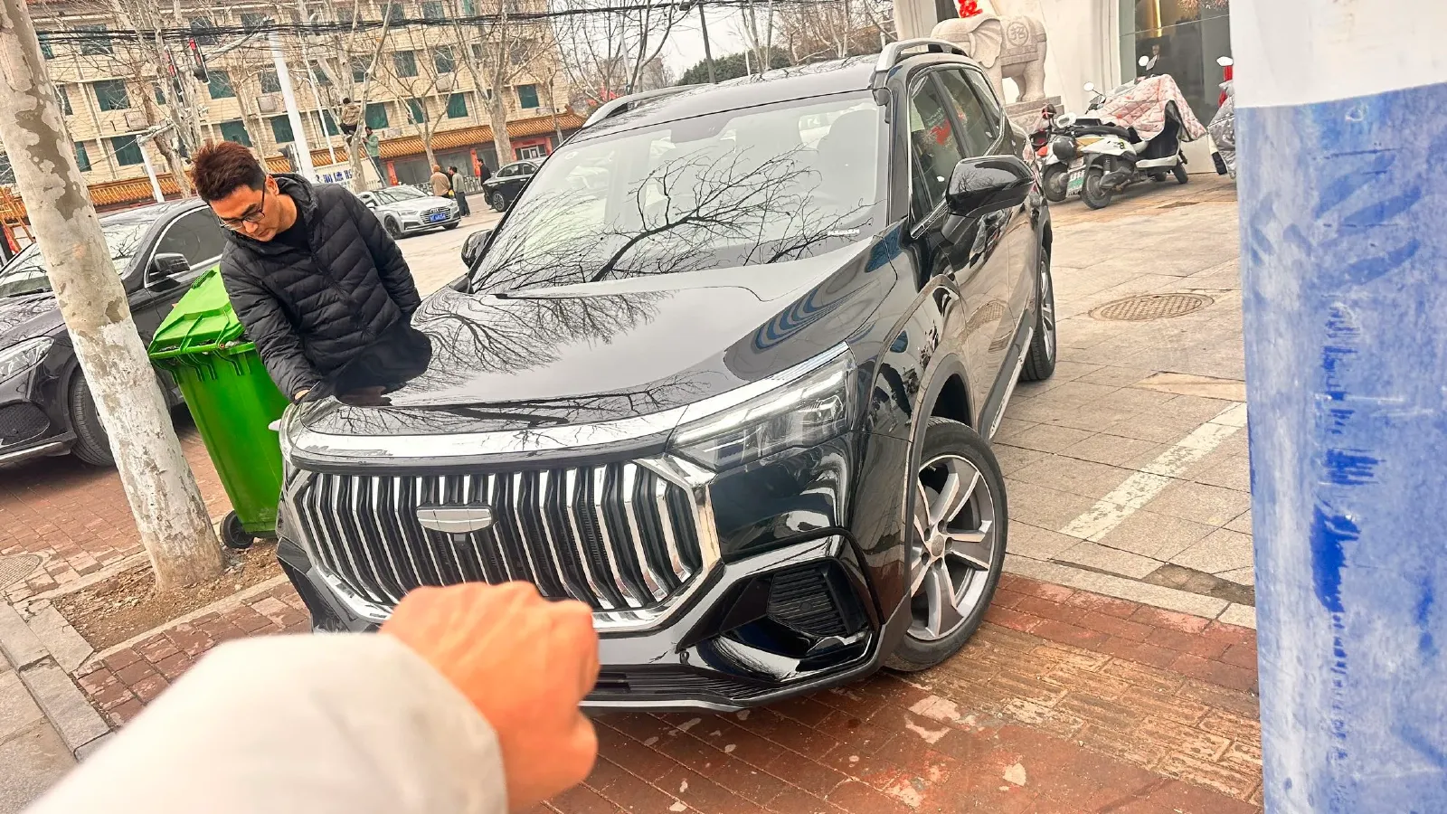 2024 Geely Okavango L 2.0T 218HP L4 7DCT,autocango,china used car exporter,china ev exporter,chinese used car exporter,chinese used ev exporter