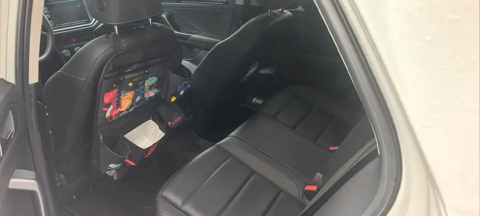 2019 Volkswagen T-Roc 1.4T 150HP L4 7DCT,autocango,china used car exporter,china ev exporter,chinese used car exporter,chinese used ev exporter