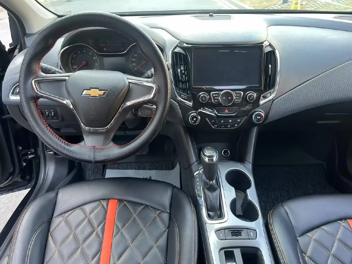 2018 Chevrolet Cruze 1.5L 114HP L4 6AT,autocango,china used car exporter,china ev exporter,chinese used car exporter,chinese used ev exporter