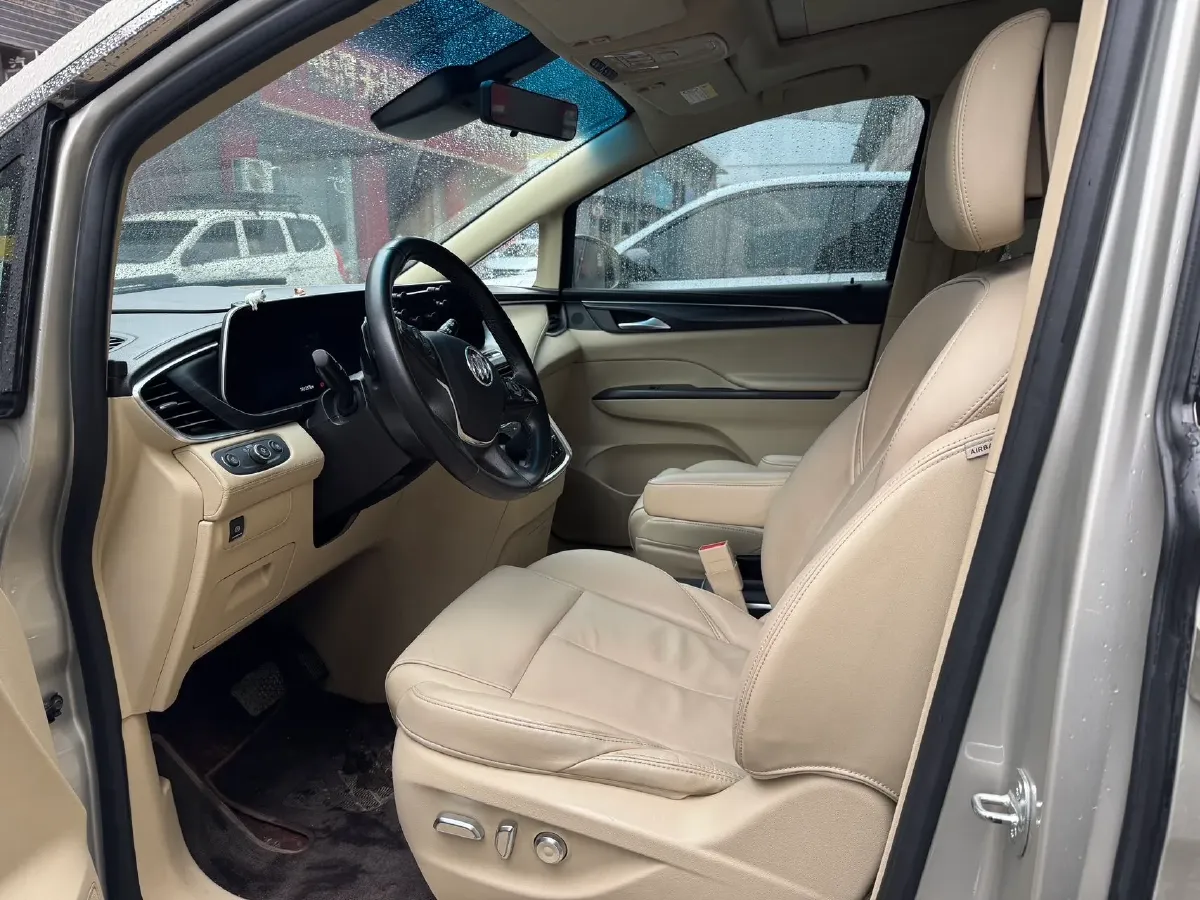 2022 Buick GL8 2.0T 237HP L4 9AT,autocango,china used car exporter,china ev exporter,chinese used car exporter,chinese used ev exporter