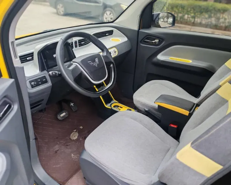 2021 WuLing HongGuang MINI EV BEV 13.9KWH,autocango,china used car exporter,china ev exporter,chinese used car exporter,chinese used ev exporter