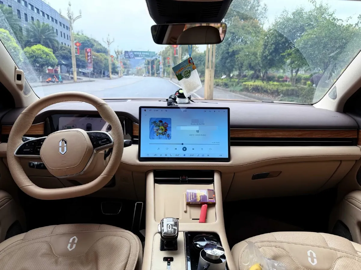 2024 AITO AITO M7 1.5T 152HP L4 REEV 40KWH,autocango,china used car exporter,china ev exporter,chinese used car exporter,chinese used ev exporter