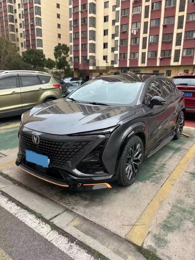 2022 ChangAn UNI-T 1.5T 188HP L4 7DCT,autocango,china used car exporter,china ev exporter,chinese used car exporter,chinese used ev exporter