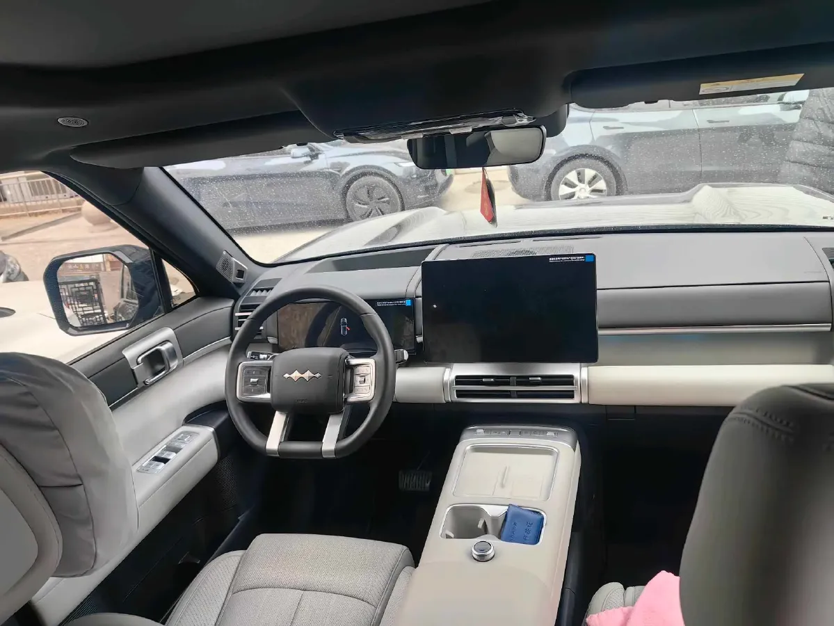 2025 FangChengBao Tai 7 1.5T 156HP L4 E-CVT PHEV,autocango,china used car exporter,china ev exporter,chinese used car exporter,chinese used ev exporter